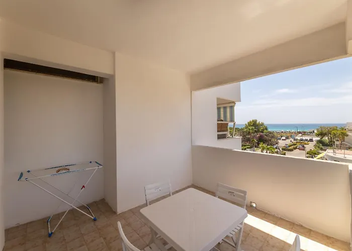 Sea View Apartment, Ac Apartman